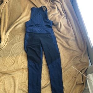 Outdoor voices kit in charcoal and navy